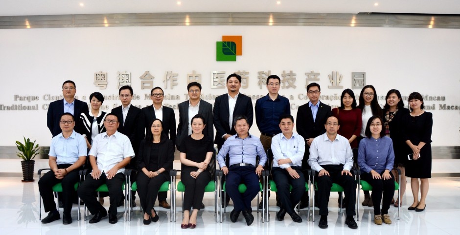On November 7 of 2016, Deputy Director of Department of Administration of State Information Centre, Zhang Yuxian, led the delegation and did field research about “the medium-term and long-term development planning of Macau” in the Industrial Park.